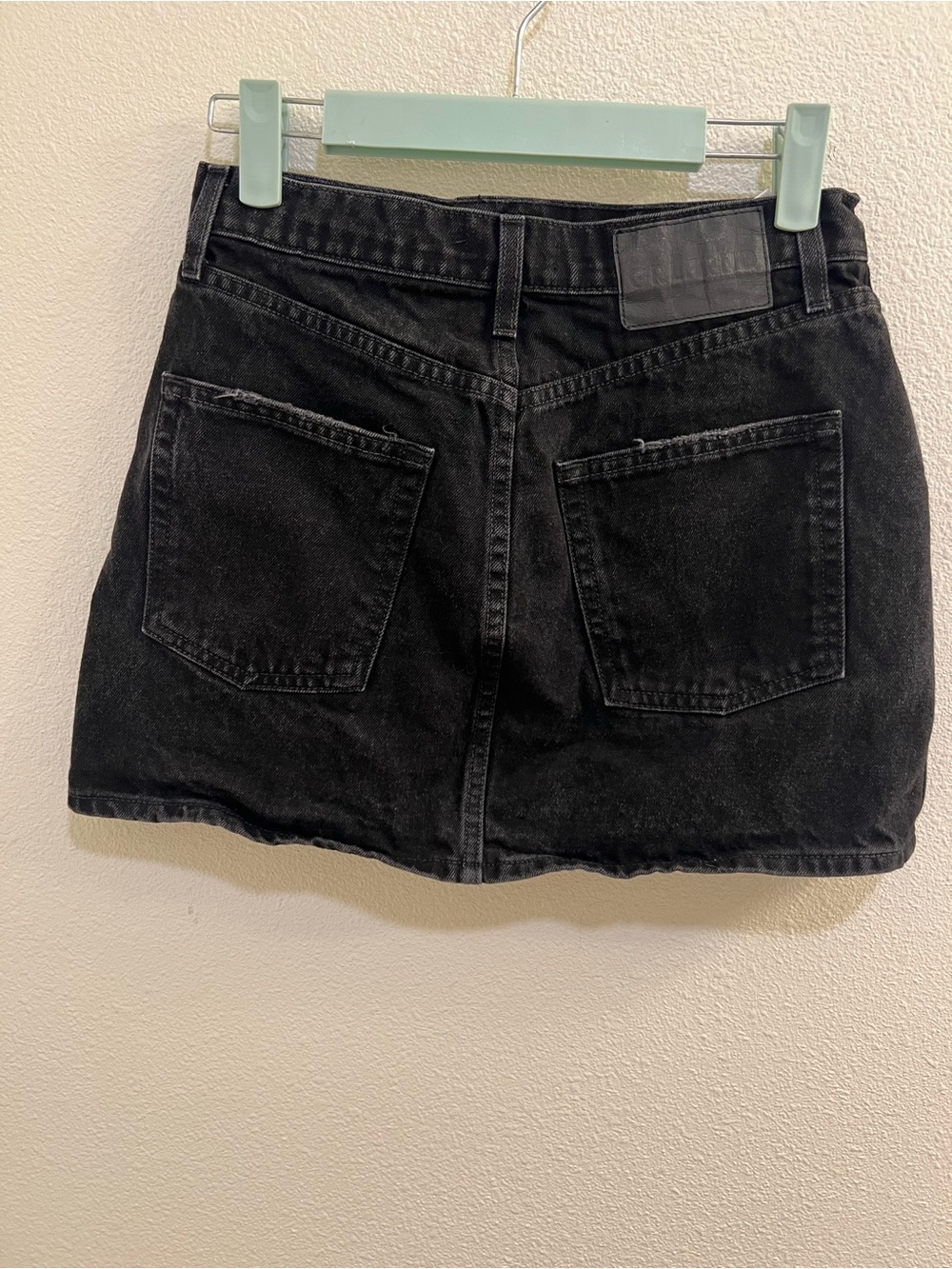 GRLFRND denim double slit mini skirt - 25 - Picture 4 of 7